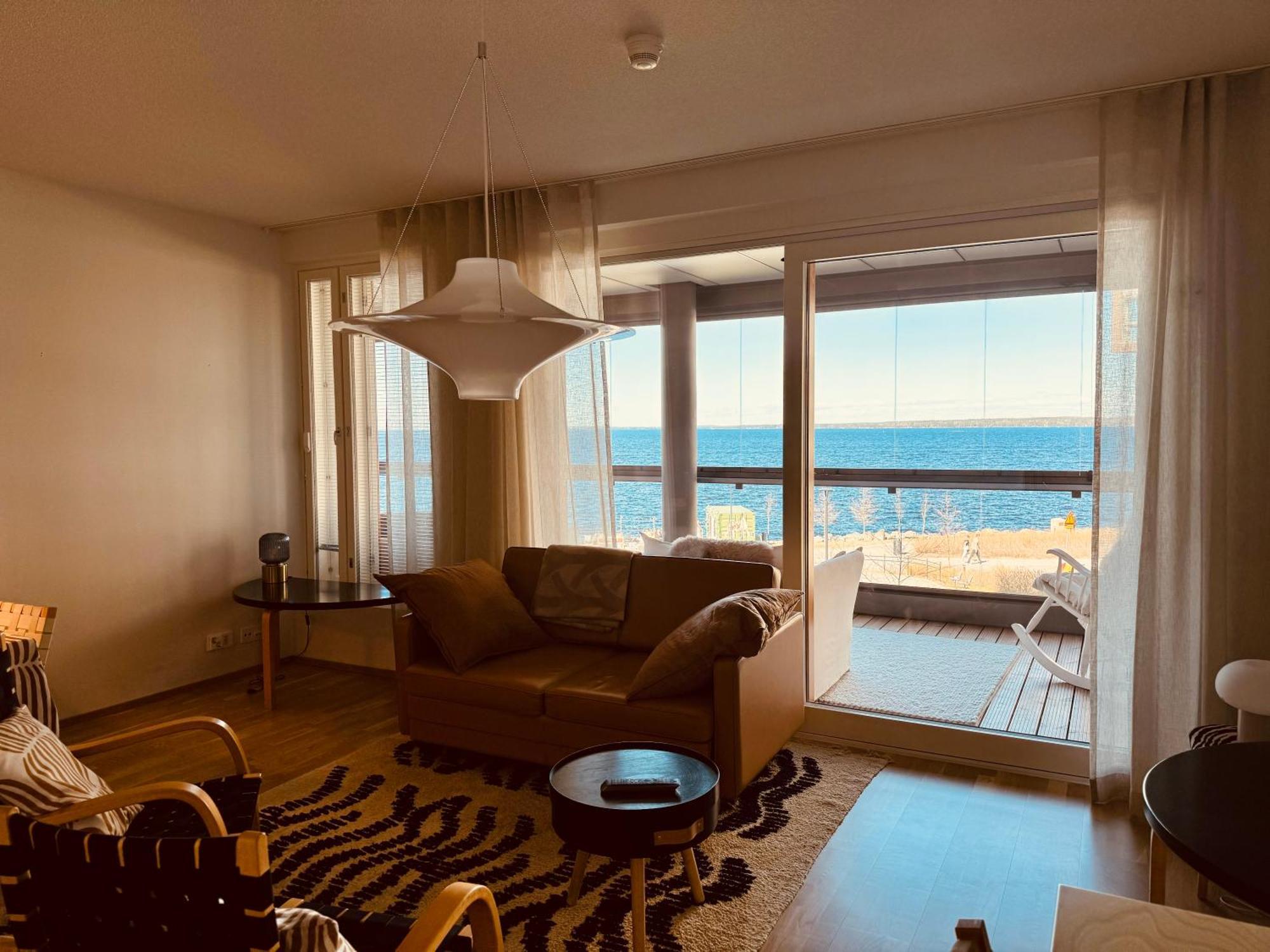 Top, Cozy, Lakeside, Sauna And Free Indoor Parking Tampere Extérieur photo